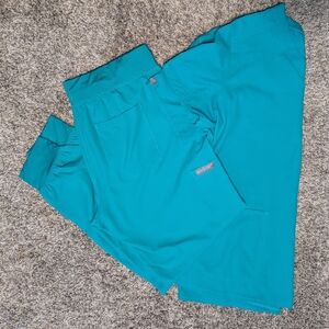 Med Couture Teal Scrub Set